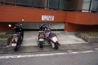 【駐車場】 | バイク置き場