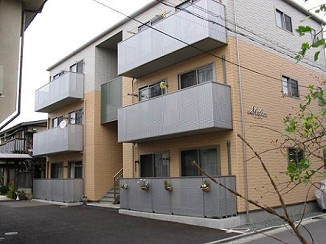 シャロームの外観