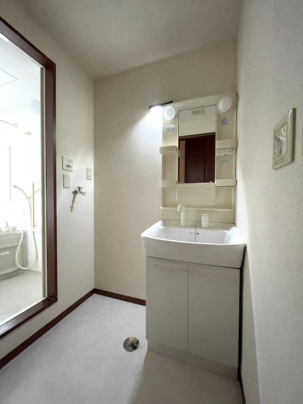 シャロームの洗面所