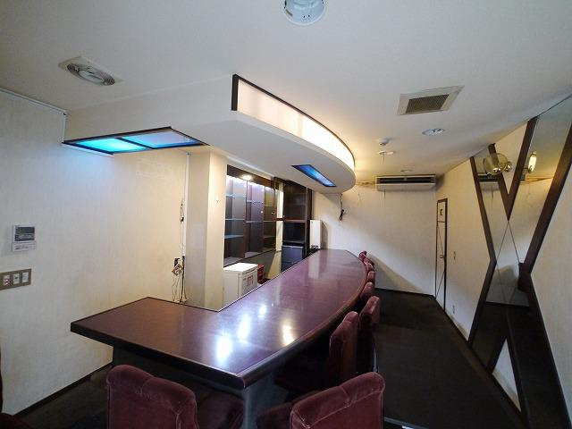 ベルサイユ奈良の内装