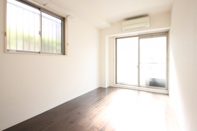 ペントハウス長瀬( 近畿大学 一人暮らし )の洋室