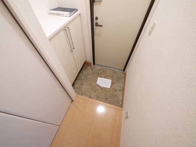 モナリエ六条の玄関|玄関です