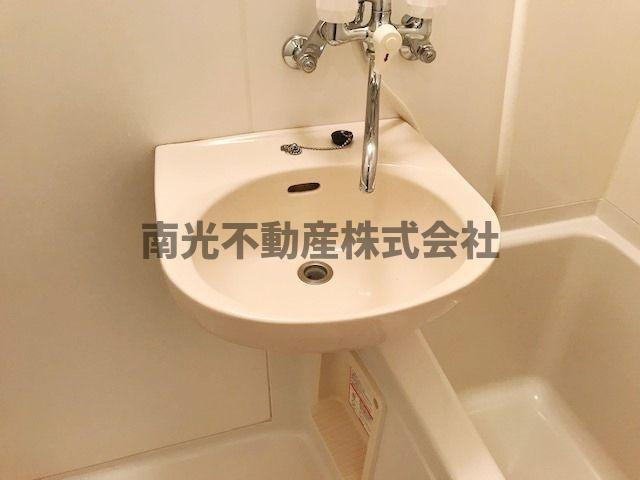 リバーサイド金岡Ⅱ番館の独立洗面台