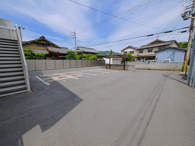 ダイヤモンドハイツの駐車場