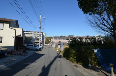 【前面道路含む現地写真】 | 東山田　売地