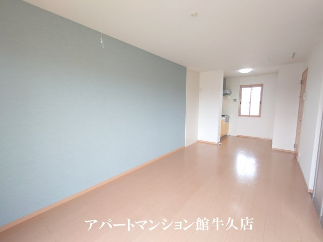 アークグレイスⅢの居間・リビング