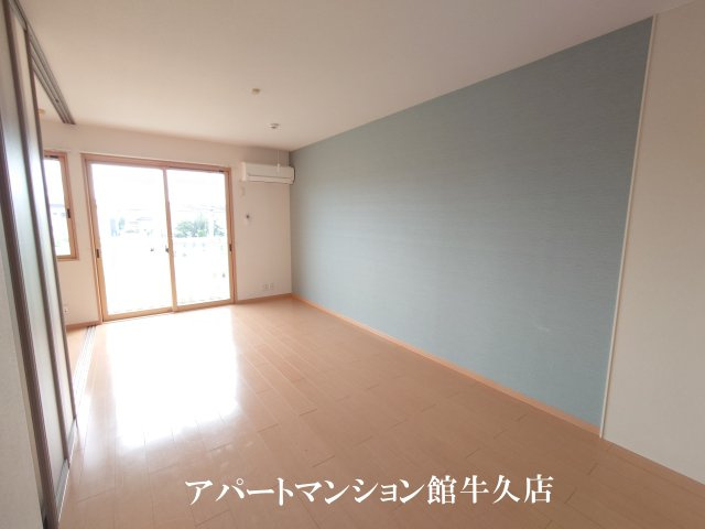 アークグレイスⅢの居間・リビング