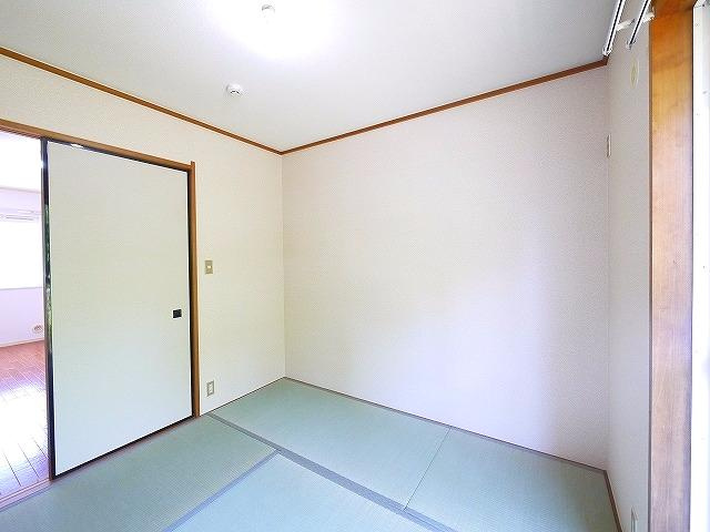 学園前サザンコートBの和室|趣のある和室です