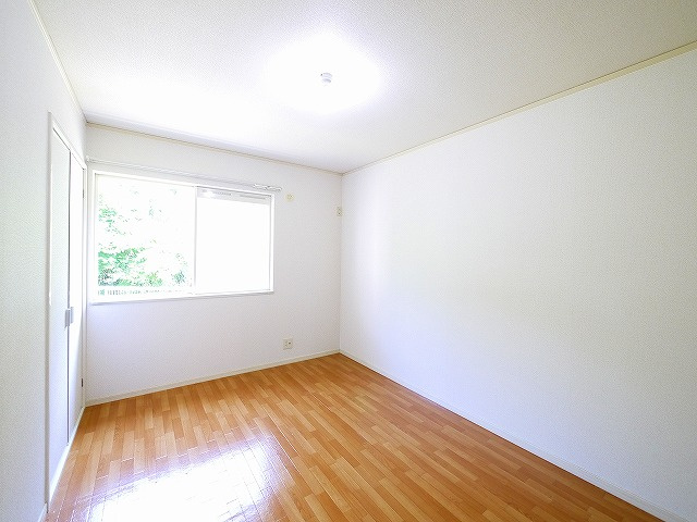 学園前サザンコートBの寝室|落ち着いて過ごせるお部屋なので、寝室にいかがでしょうか