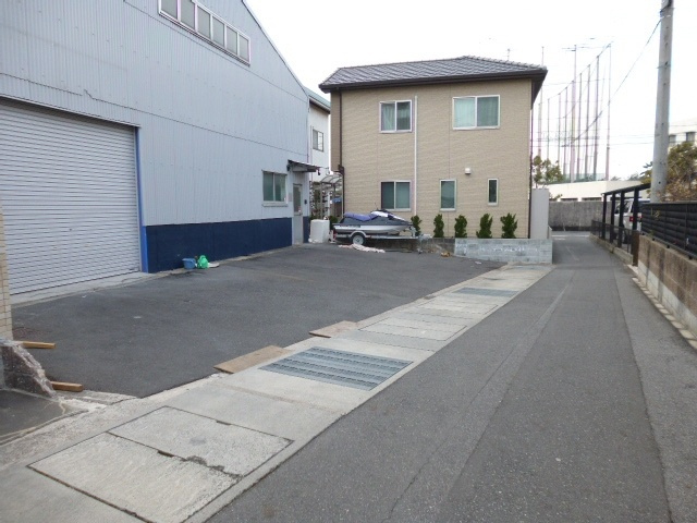 倉敷市中庄の倉庫の外観