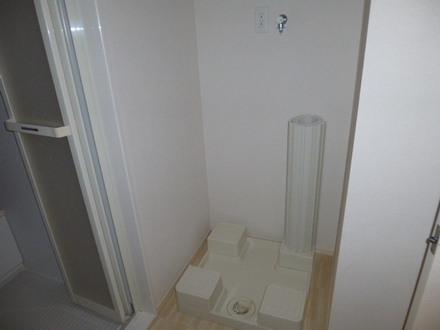 シャルマン・アヴニールのその他|洗濯機置き場