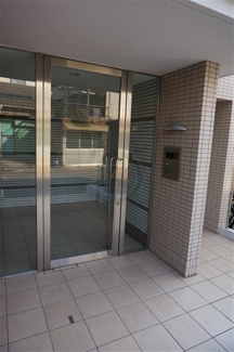 【エントランス】 | オートロック付なので安心です
