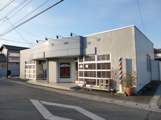 岡山市南区箕島の事務所の外観