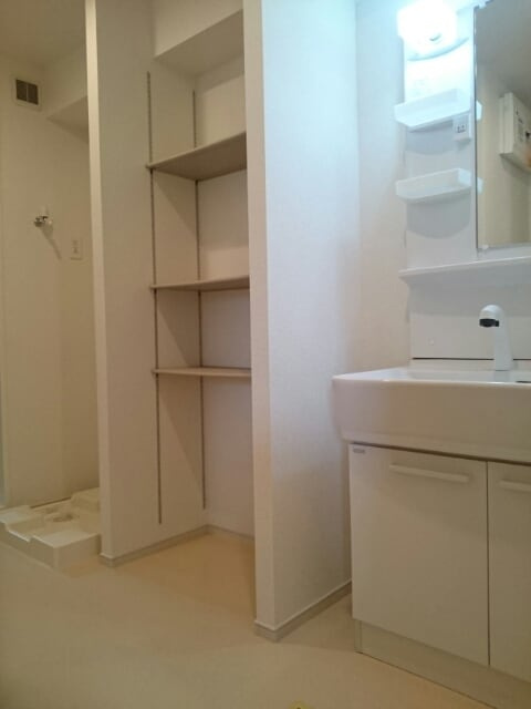 クレメント・FⅡの独立洗面台