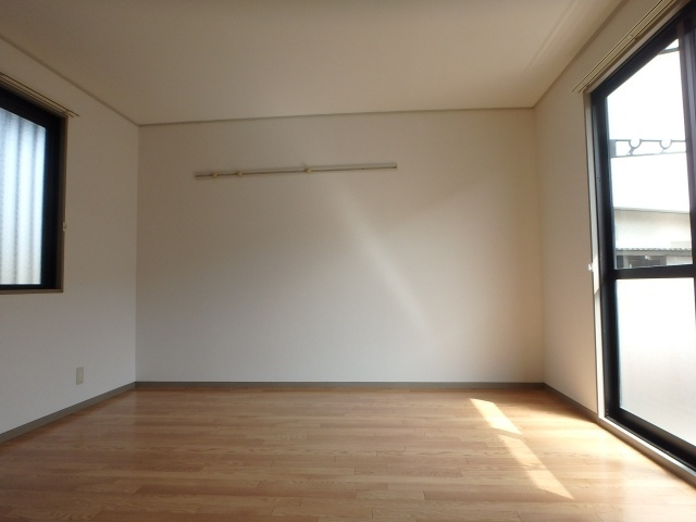 ドミール小野の居間・リビング