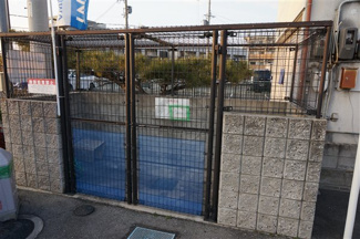 【その他共用部分】 | 敷地内ゴミステーションです