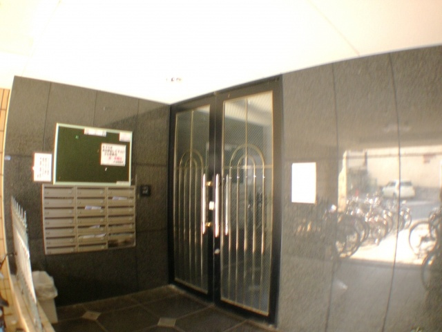 小阪本町ル・グランのエントランス