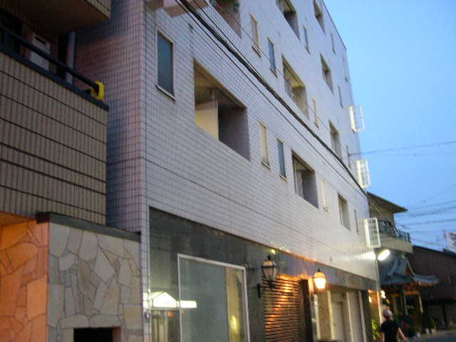 小阪本町ロイヤルハイツの外観