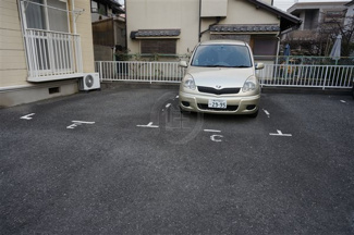 【駐車場】 | 敷地内駐車場です