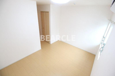 【洋室】 | サニーヒルズＢ