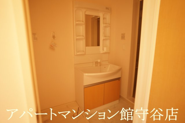 ガーデンシティBの独立洗面台