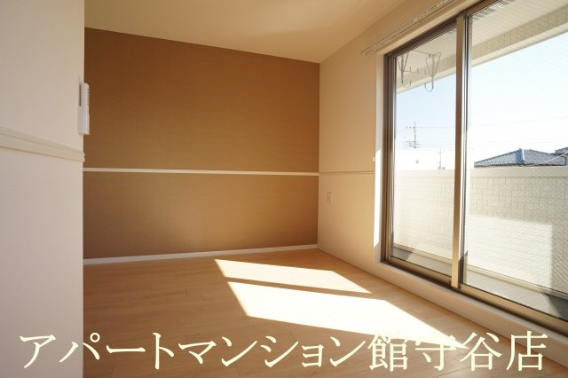 ガーデンシティBの居間・リビング