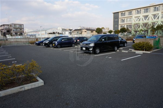 【駐車場】 | 敷地内駐車場です