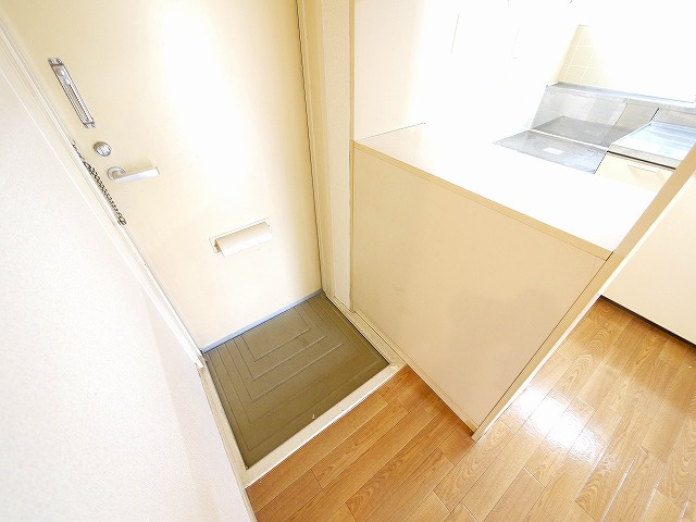 エステートピアオクムラの玄関|きれいな玄関です