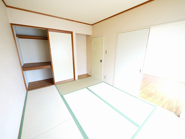 エステートピアオクムラの和室|ゆったりとくつろげる和室です