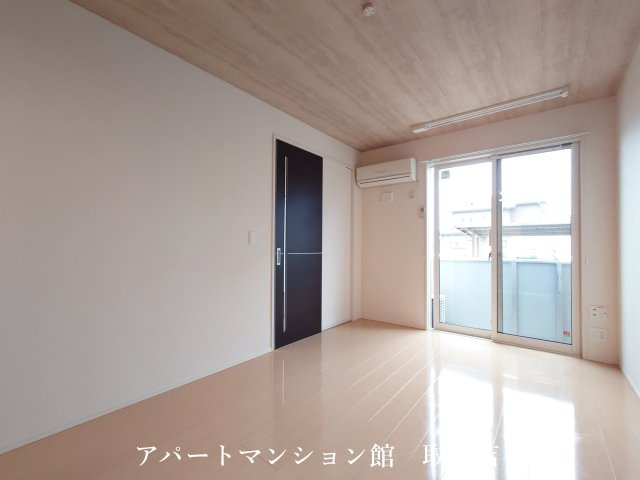 コゥジーコートの居間・リビング