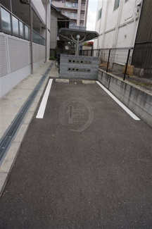 【駐車場】 | 敷地内駐車場です