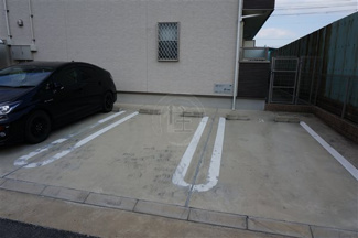 【駐車場】 | 敷地内駐車場です
