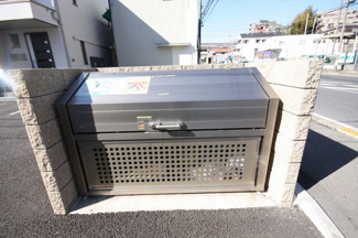 【その他共用部分】 | カーサ・インテルノ　　　敷地内ゴミ置き場