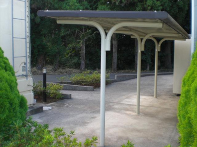 【その他共用部分】 | コゥジィーB | 駐輪場は屋根付きです