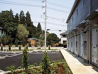 【駐車場】 | コゥジィーB | 駐車場