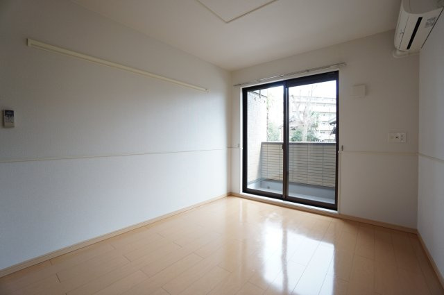 パークヒルズ利根壱番館の居間・リビング