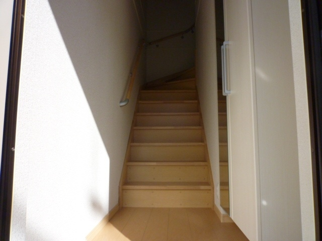 ノーブルアビタシオンDの玄関