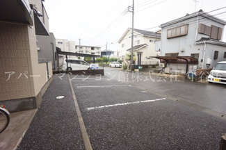 【駐車場】