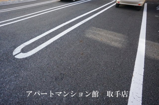 【駐車場】