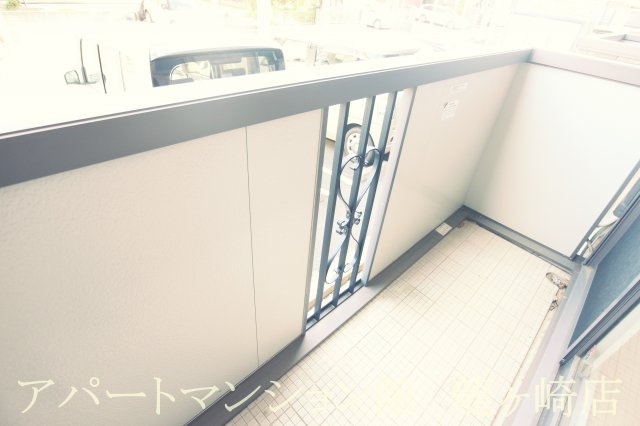カトルセゾン藤ヶ丘のバルコニー