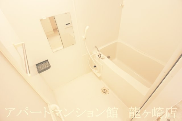 カトルセゾン藤ヶ丘の浴室