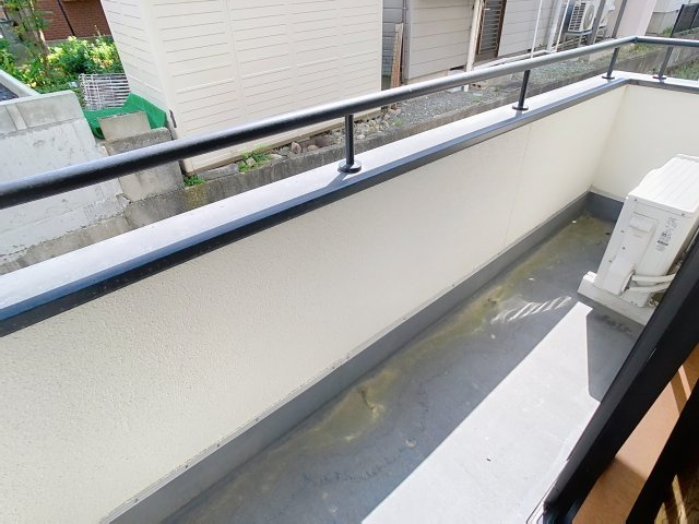 シャルム小白川Fのバルコニー