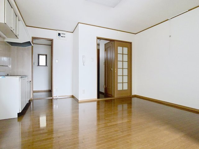 シャルム小白川Fの内装