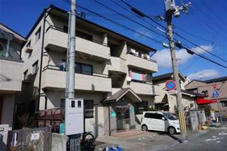 【外観】 | シンプルな外観のマンション