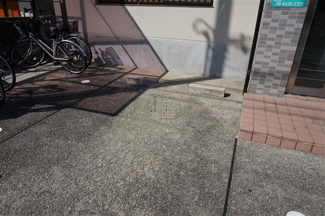 【駐車場】 | 敷地内駐車場です
