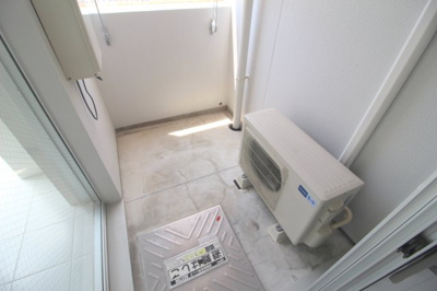 【バルコニー】 | ラークスパ岡町