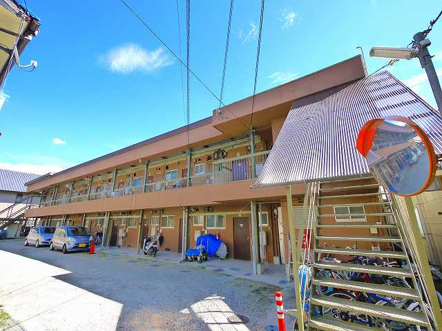 天南荘の外観|落ち着いた雰囲気の外観です