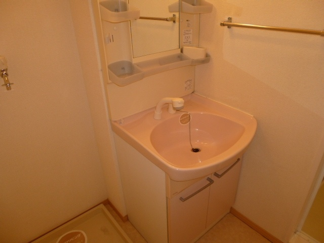 ＥＣＯ－レジデンス「モア」　Ｄの独立洗面台|洗髪洗面化粧台