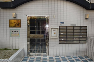 【エントランス】 | オートロック付です