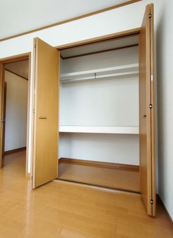 リジエールB棟の収納